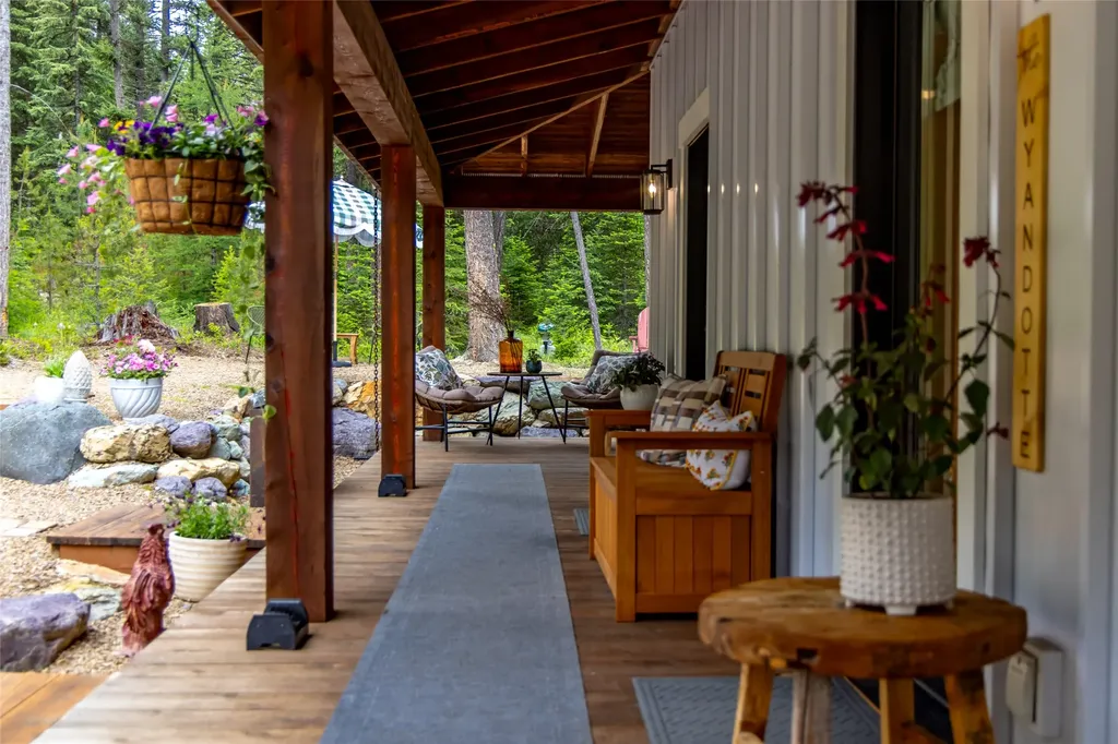 3965/3973 Star Meadow Road Whitefish MT 59937