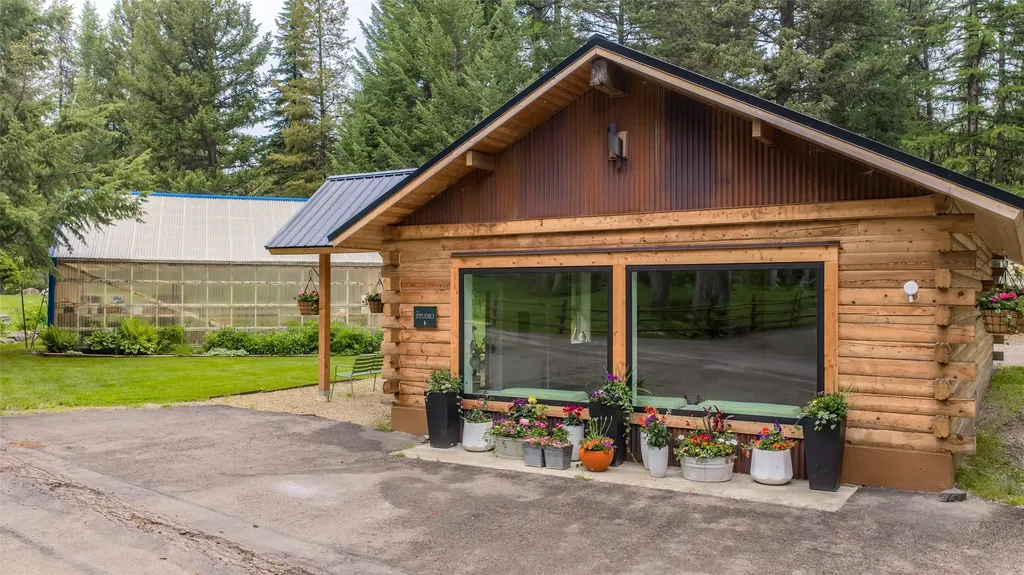 3965/3973 Star Meadow Road Whitefish MT 59937