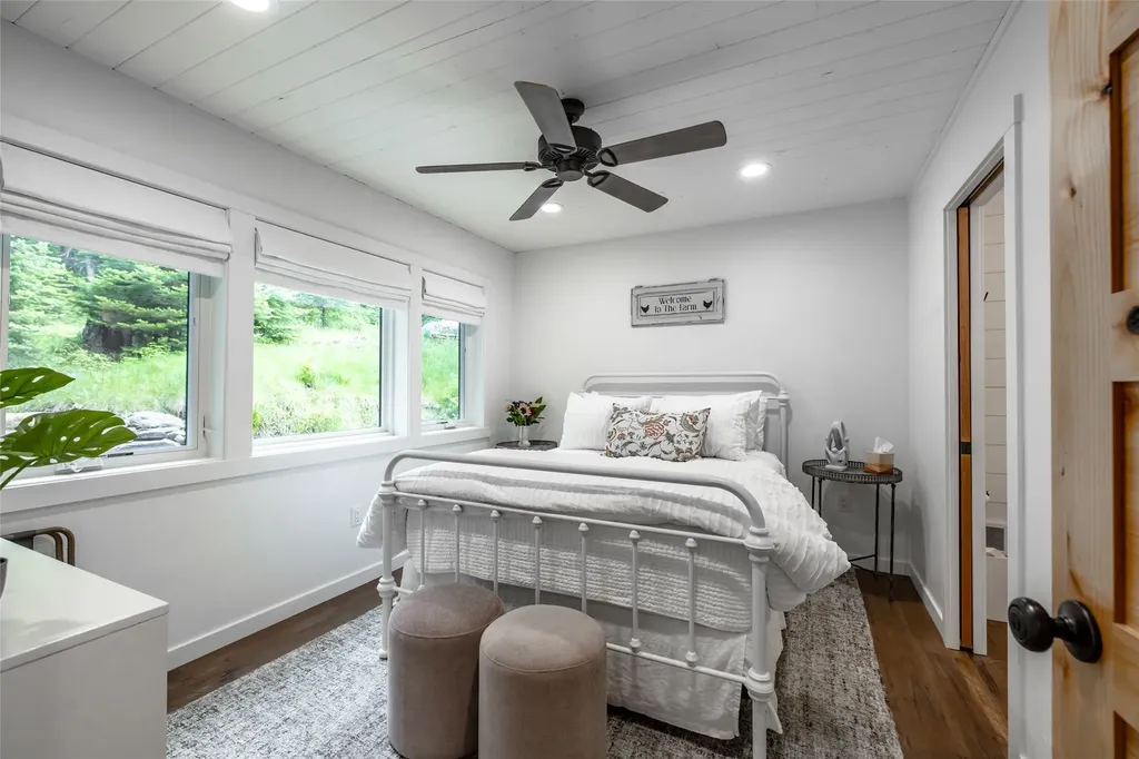 3965/3973 Star Meadow Road Whitefish MT 59937