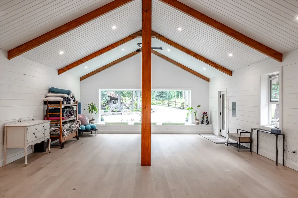 3965/3973 Star Meadow Road Whitefish MT 59937