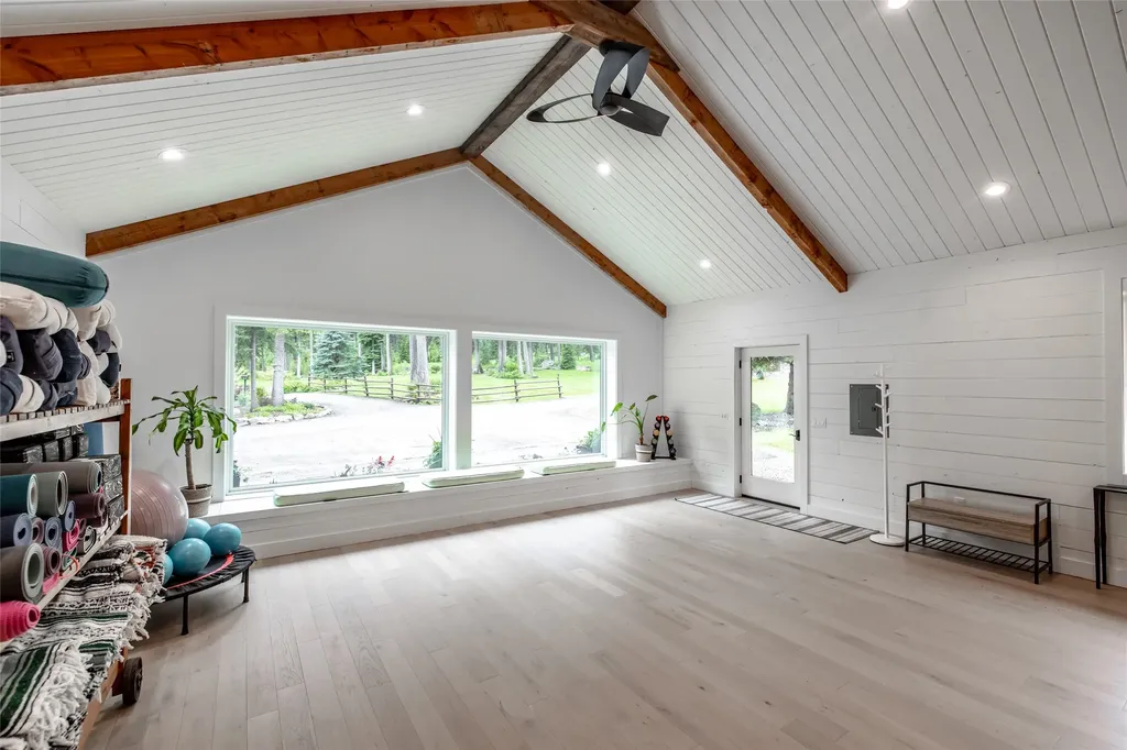 3965/3973 Star Meadow Road Whitefish MT 59937