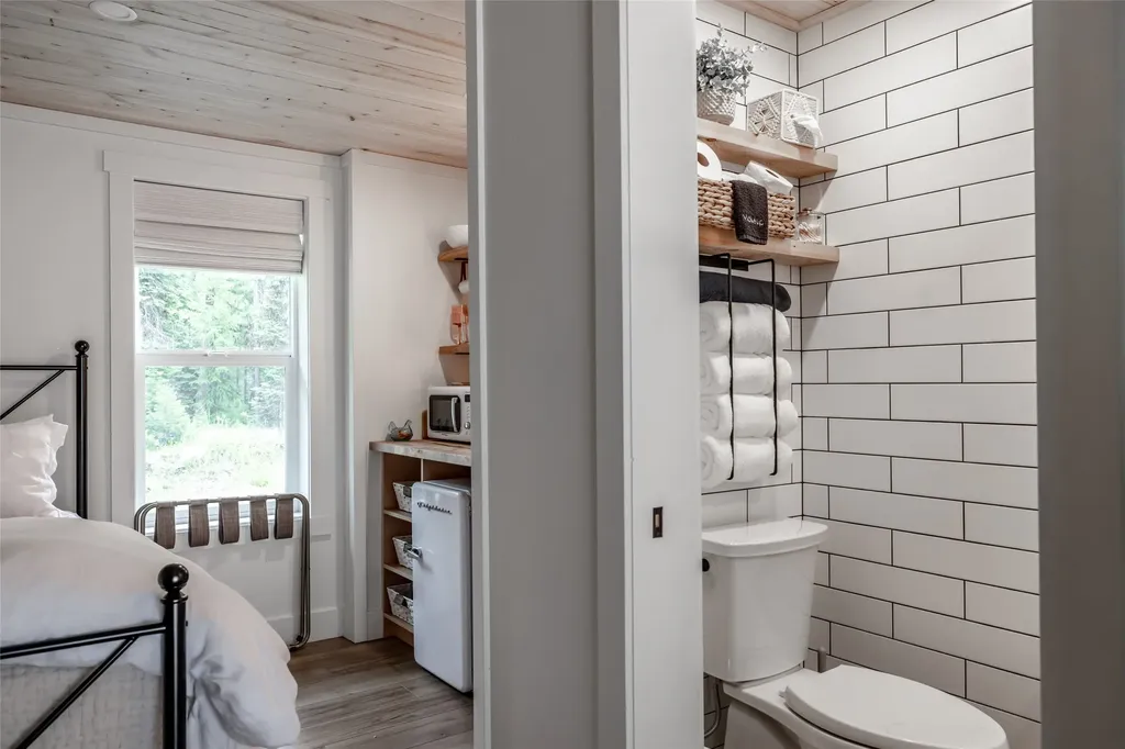 3965/3973 Star Meadow Road Whitefish MT 59937