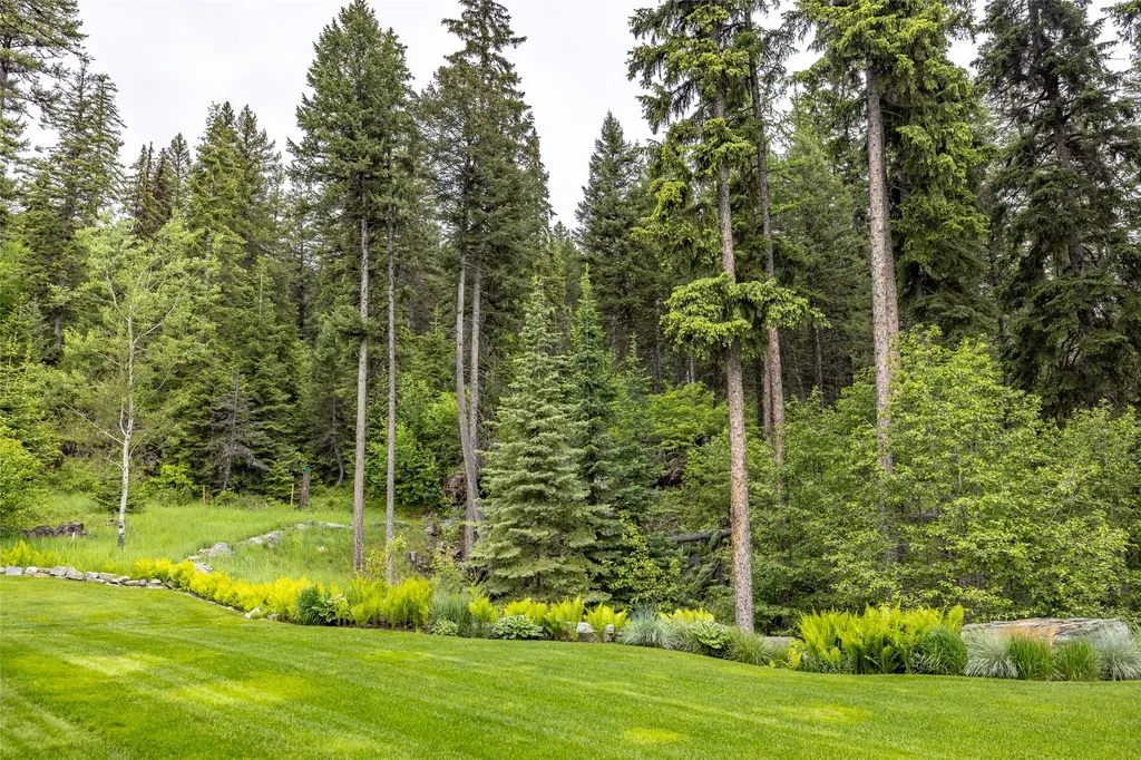 3965/3973 Star Meadow Road Whitefish MT 59937