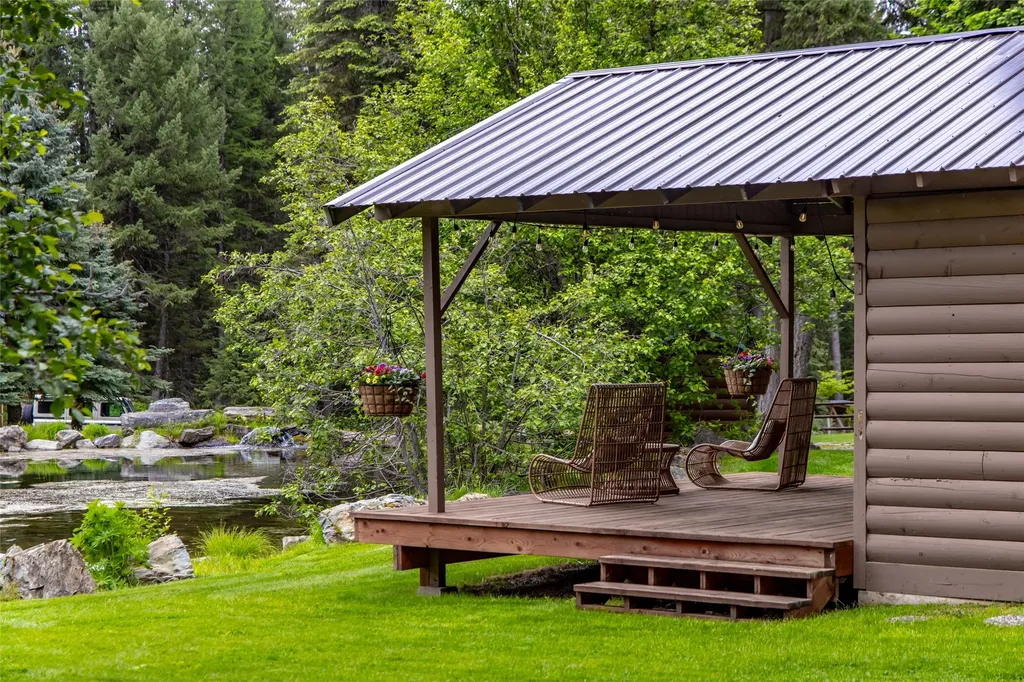 3965/3973 Star Meadow Road Whitefish MT 59937