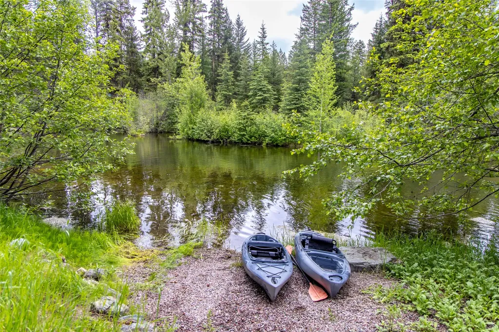 3965/3973 Star Meadow Road Whitefish MT 59937