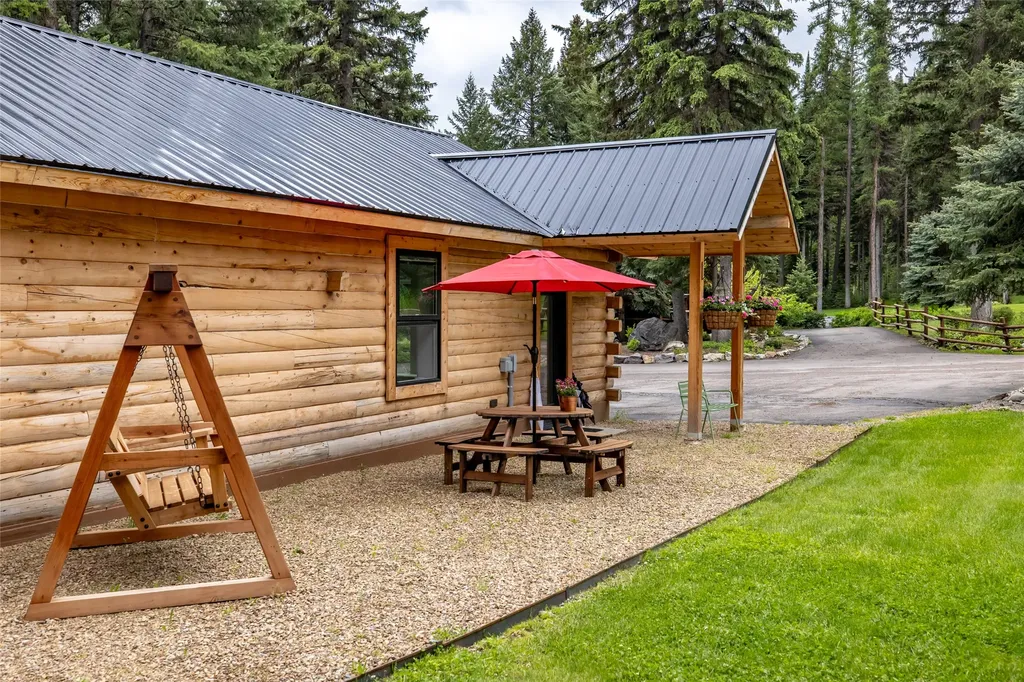 3965/3973 Star Meadow Road Whitefish MT 59937