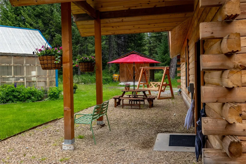 3965/3973 Star Meadow Road Whitefish MT 59937