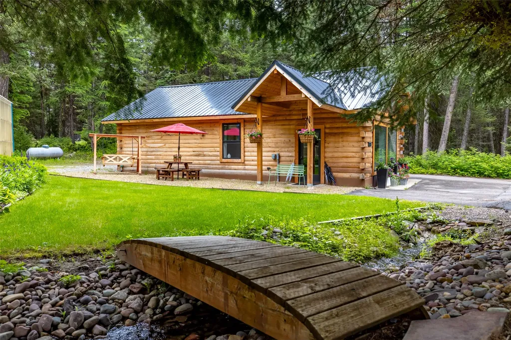 3965/3973 Star Meadow Road Whitefish MT 59937