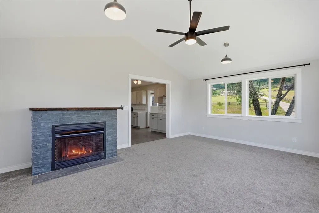 20000 Kings Road Florence MT 59833