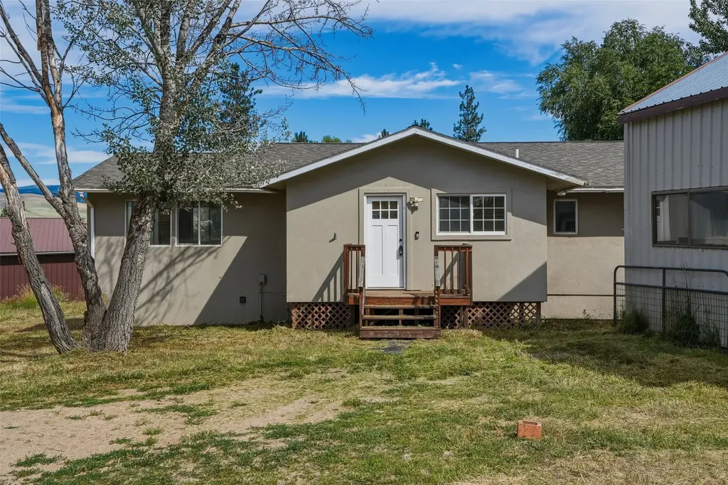 20000 Kings Road Florence MT 59833