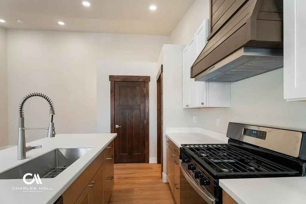 720 Elm Street Helena MT 59601
