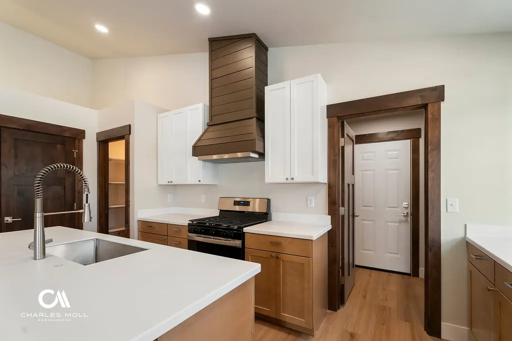 720 Elm Street Helena MT 59601