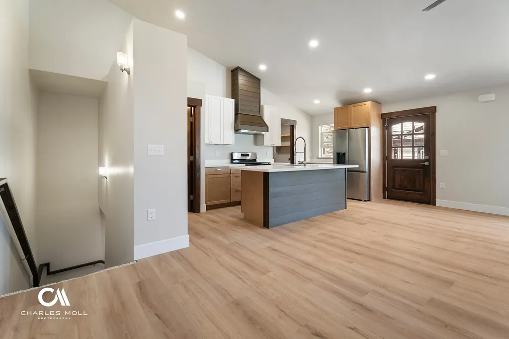 720 Elm Street Helena MT 59601