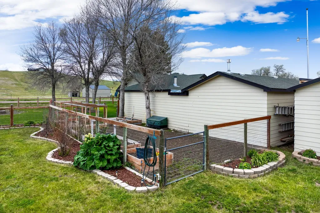 81 Eaton Avenue Great Falls MT 59405