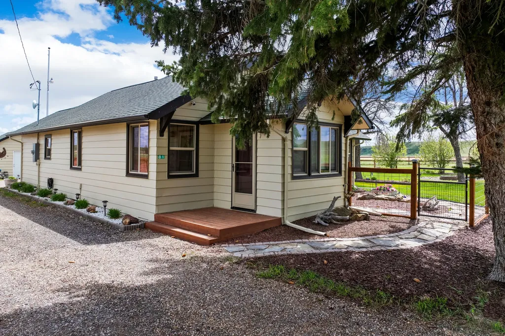 81 Eaton Avenue Great Falls MT 59405