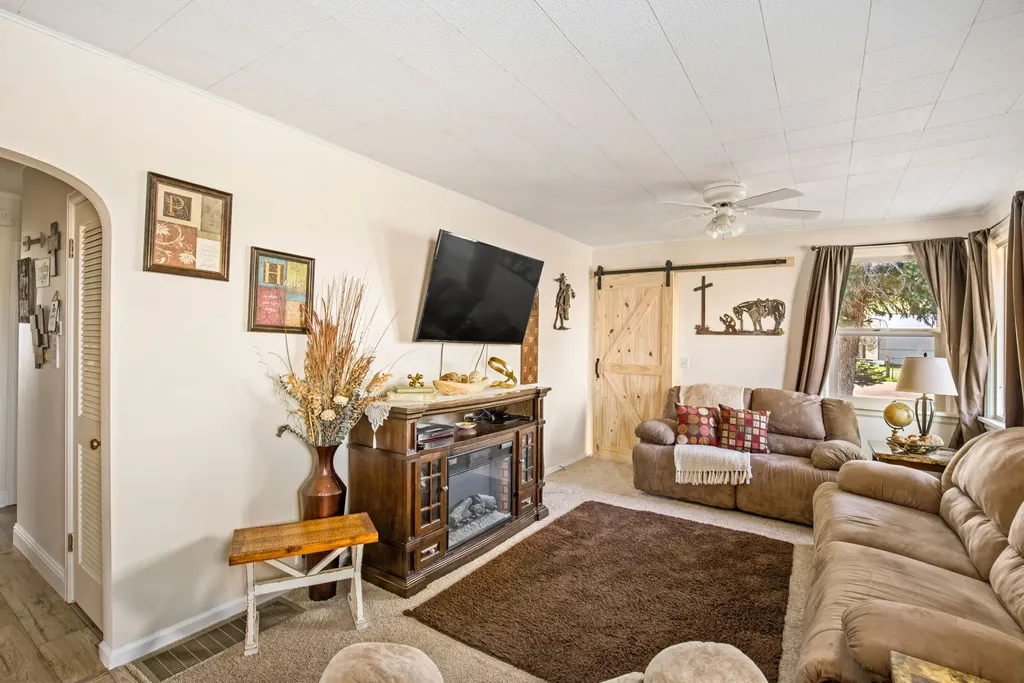 81 Eaton Avenue Great Falls MT 59405