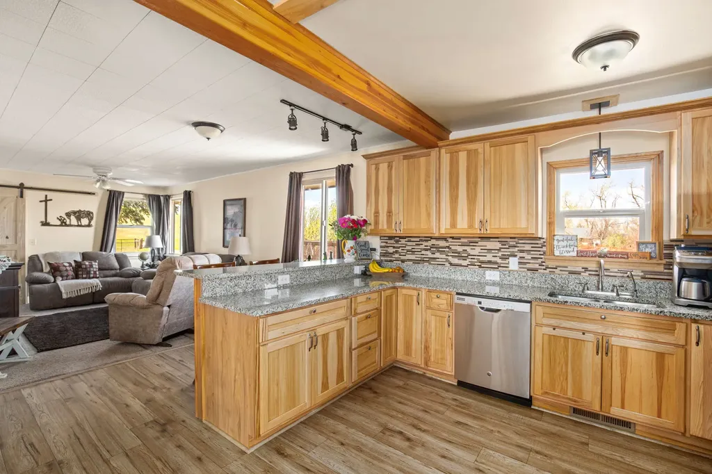 81 Eaton Avenue Great Falls MT 59405