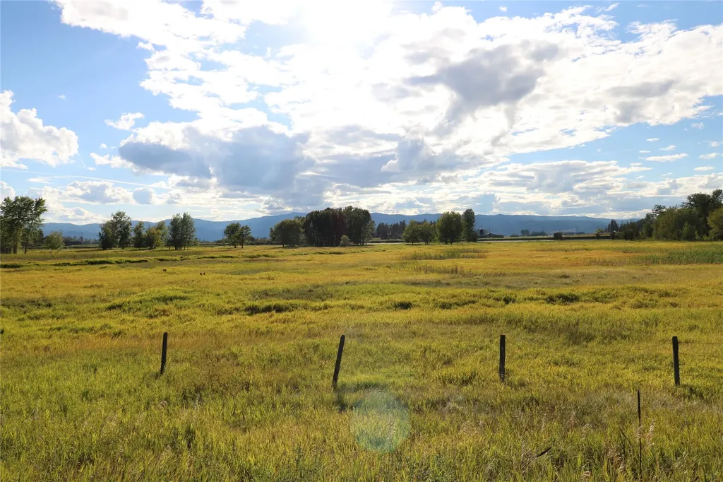 322 Hanging Rock Drive Bigfork MT 59911