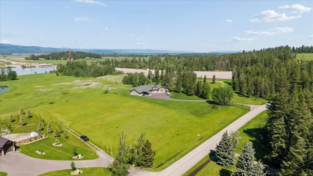 322 Hanging Rock Drive Bigfork MT 59911