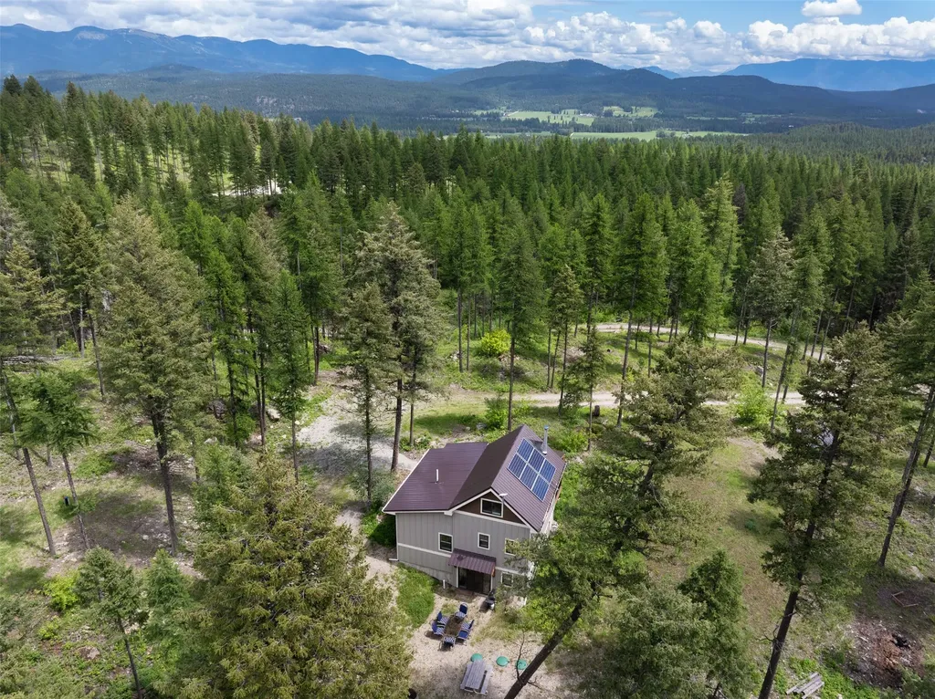 254 Chinook Lake Road Whitefish MT 59937