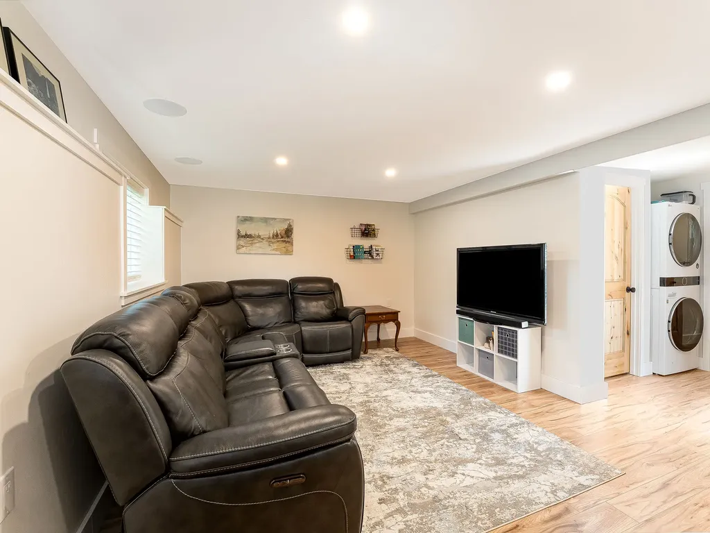 254 Chinook Lake Road Whitefish MT 59937