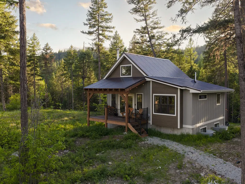 254 Chinook Lake Road Whitefish MT 59937