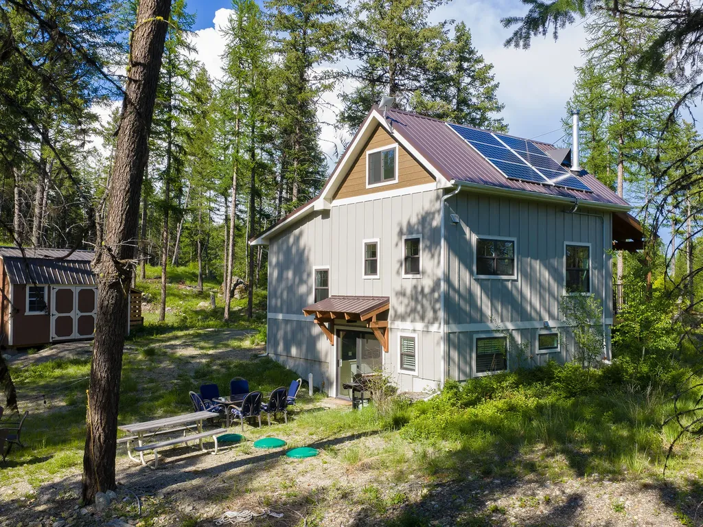 254 Chinook Lake Road Whitefish MT 59937