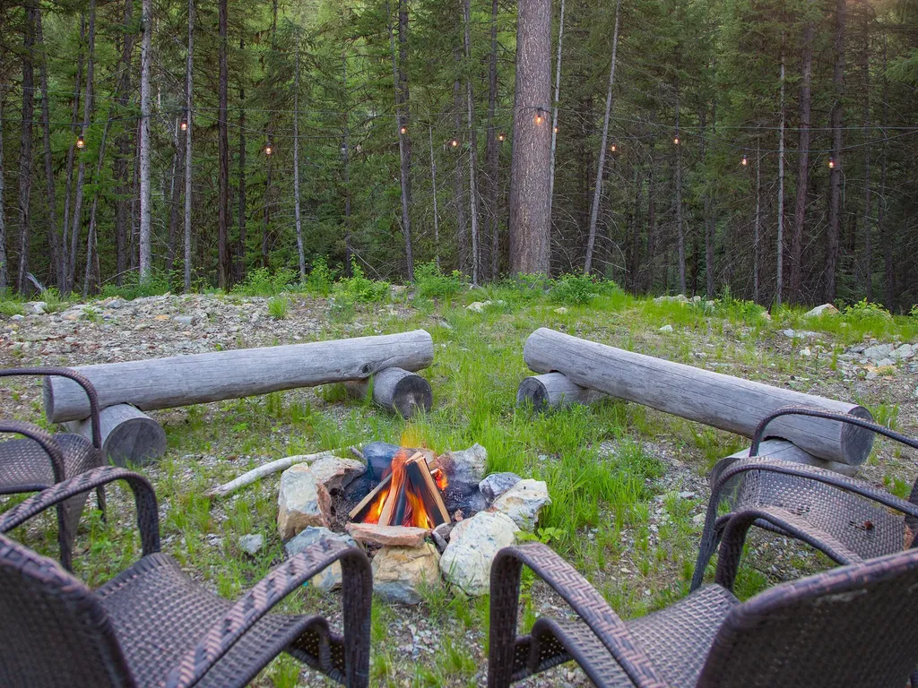 254 Chinook Lake Road Whitefish MT 59937