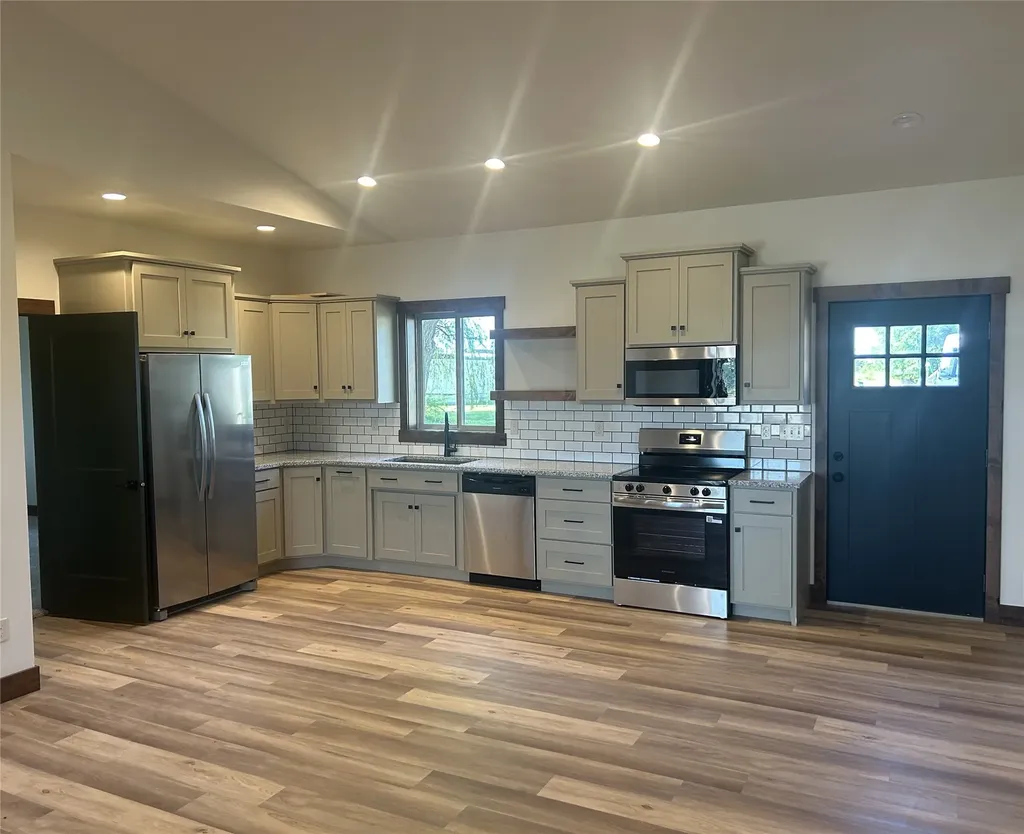 36139 Round Butte Road Ronan MT 59864