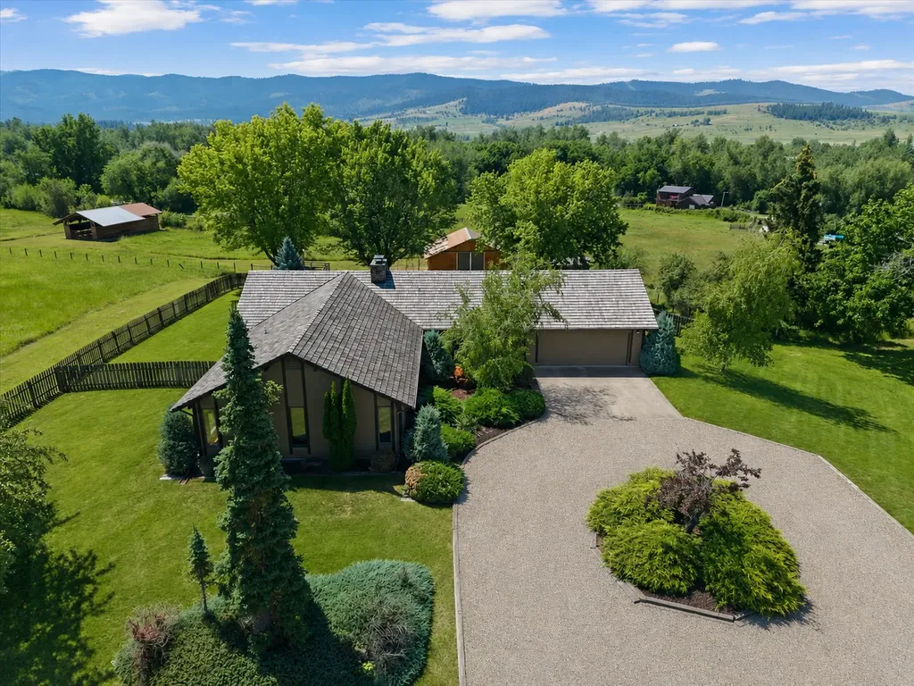 301 Arrow Street St Ignatius MT 59865
