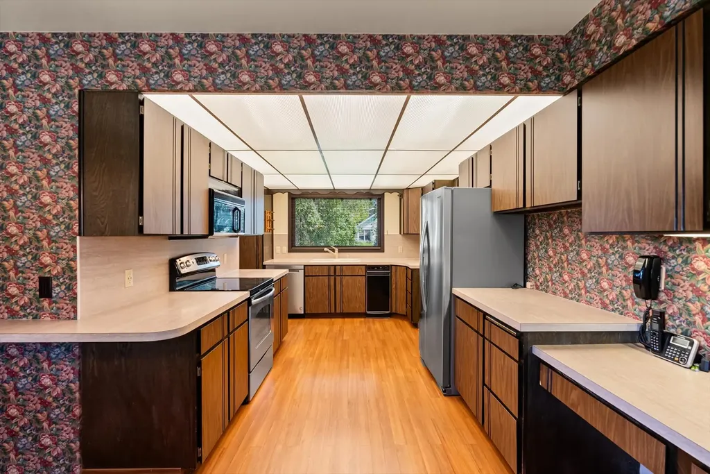 301 Arrow Street St Ignatius MT 59865