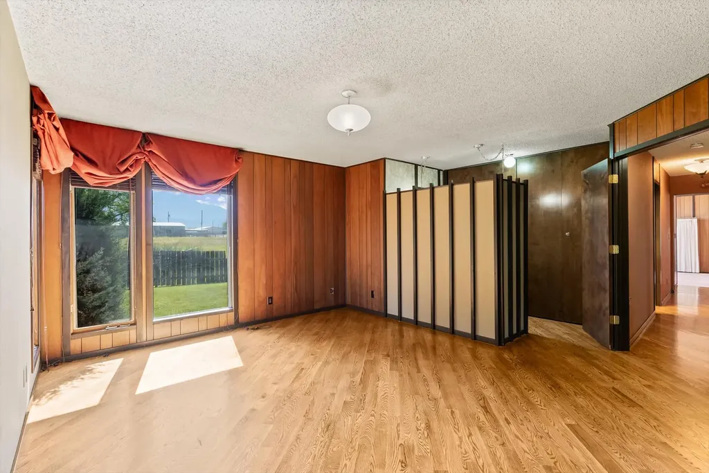 301 Arrow Street St Ignatius MT 59865