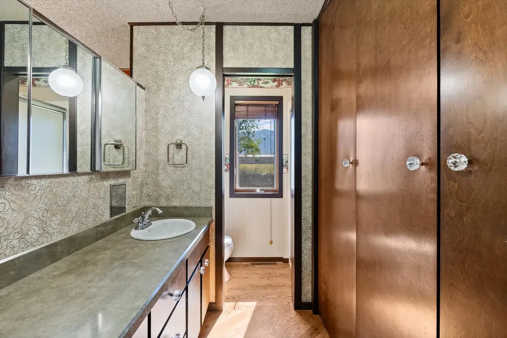 301 Arrow Street St Ignatius MT 59865
