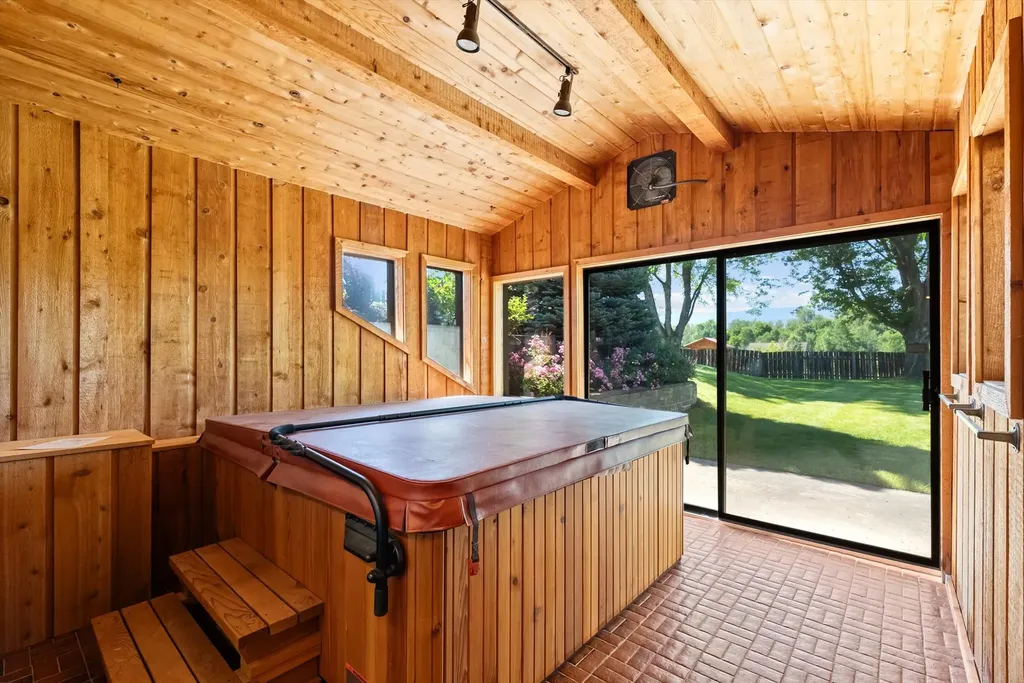 301 Arrow Street St Ignatius MT 59865