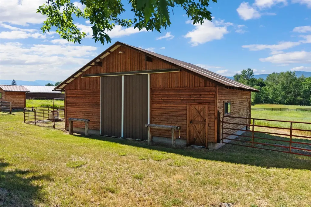 301 Arrow Street St Ignatius MT 59865