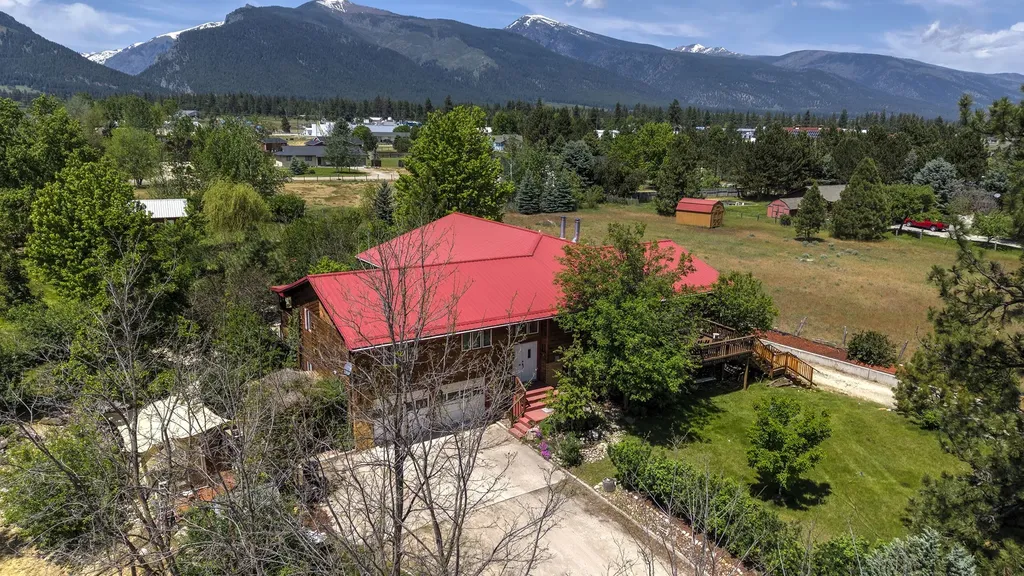 3979 Stevensville River Road Stevensville MT 59870
