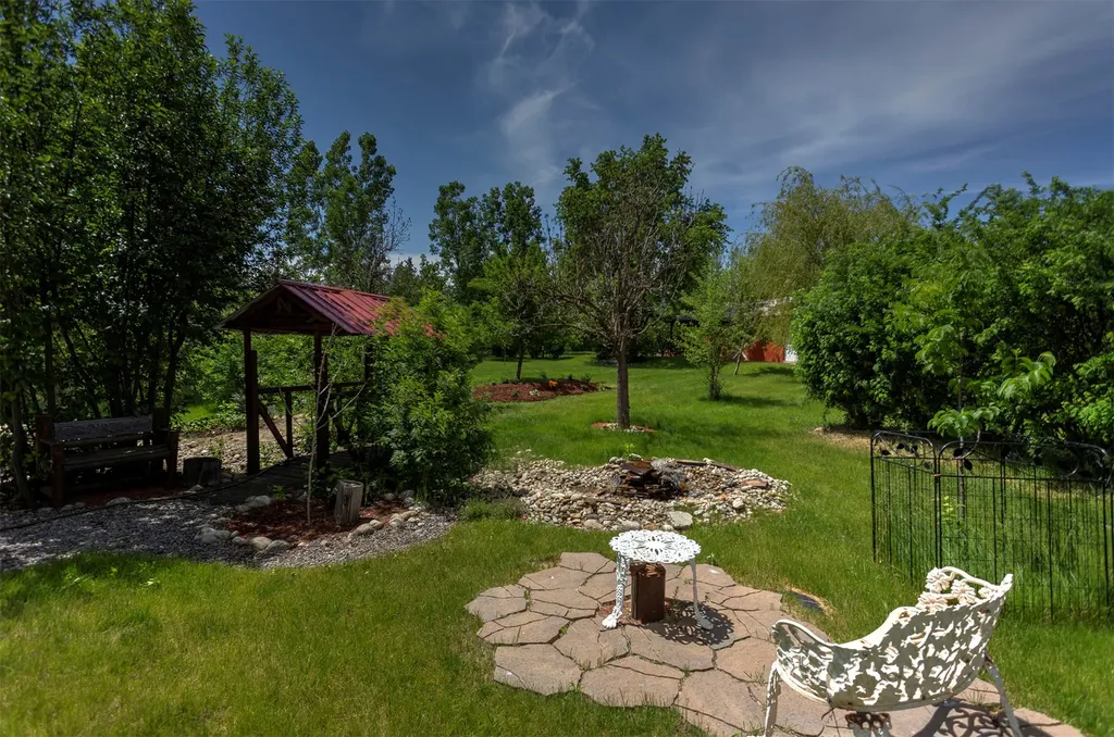 3979 Stevensville River Road Stevensville MT 59870