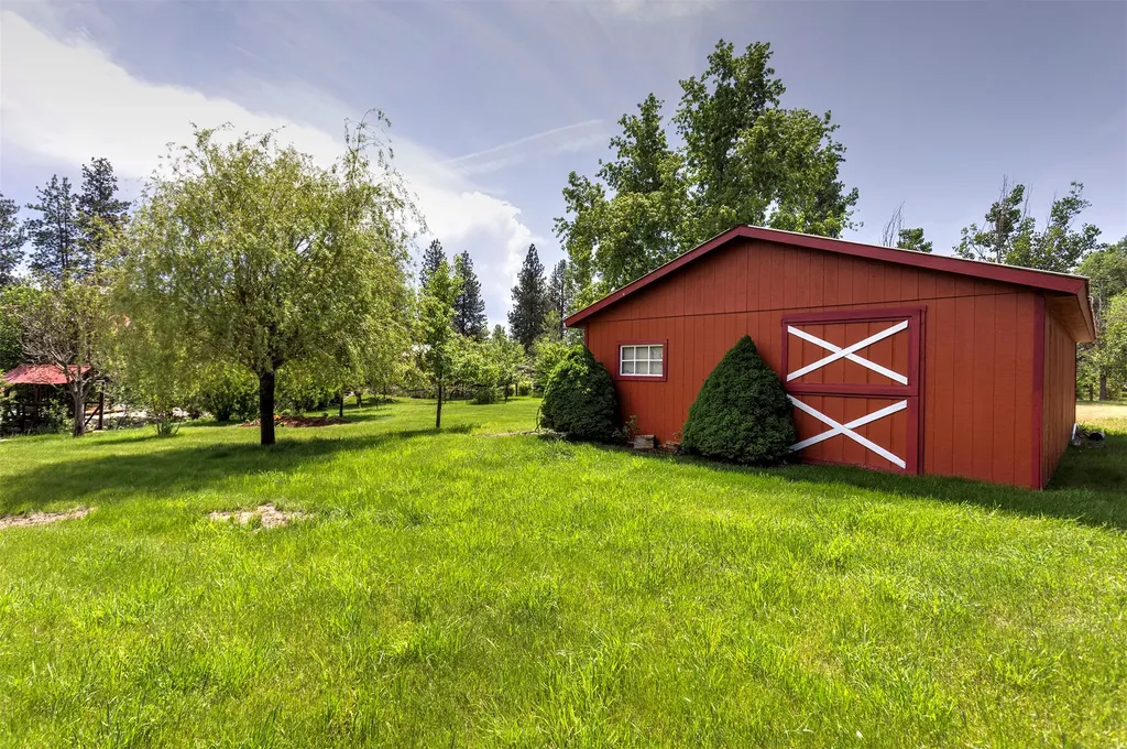 3979 Stevensville River Road Stevensville MT 59870