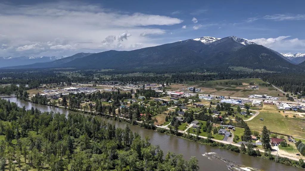 3979 Stevensville River Road Stevensville MT 59870