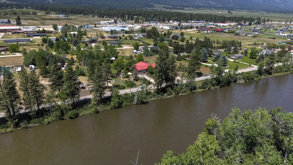 3979 Stevensville River Road Stevensville MT 59870