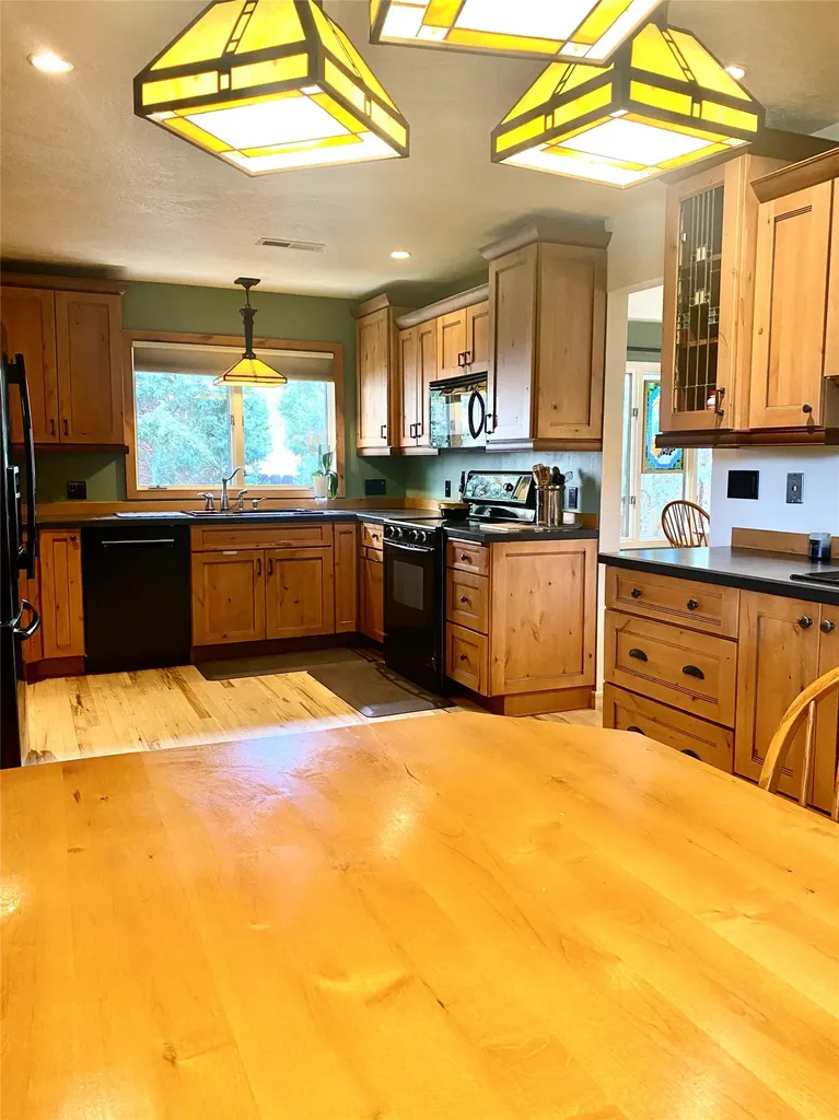 1105 23rd Avenue SW Great Falls MT 59404