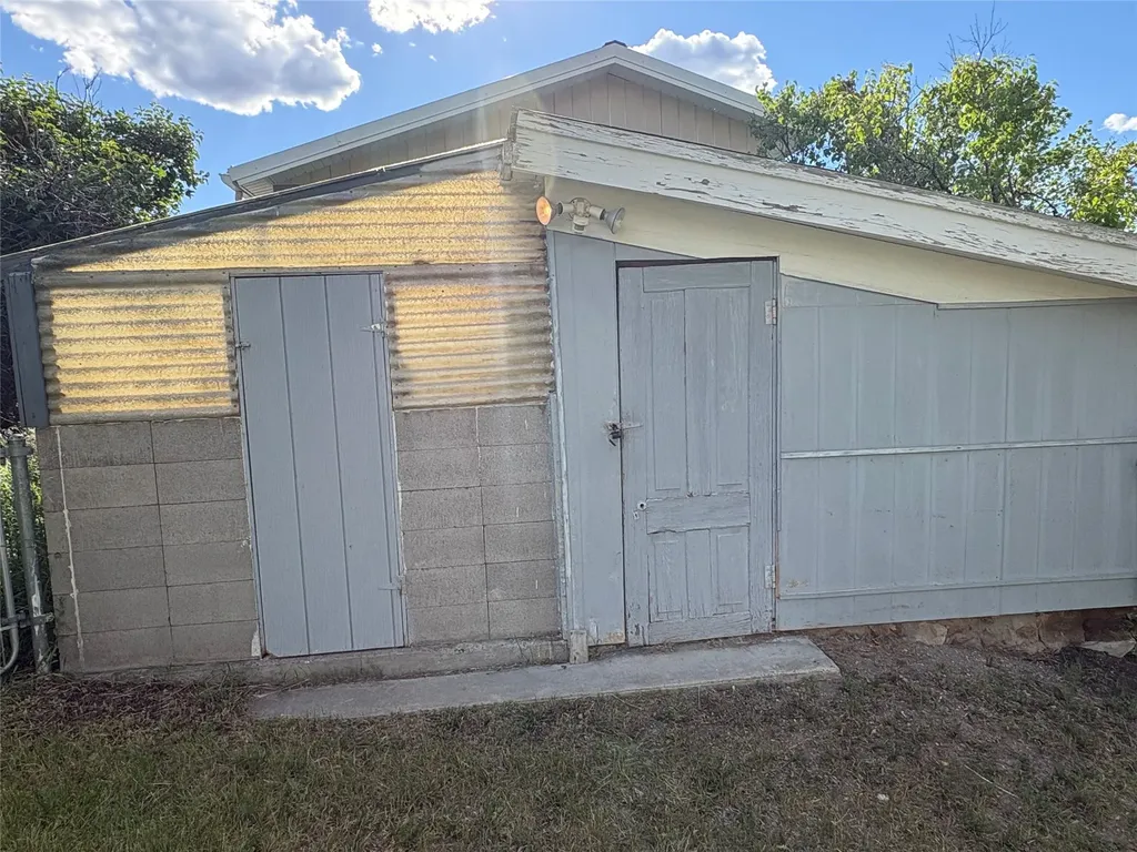 615 S Beattie Street Helena MT 59601