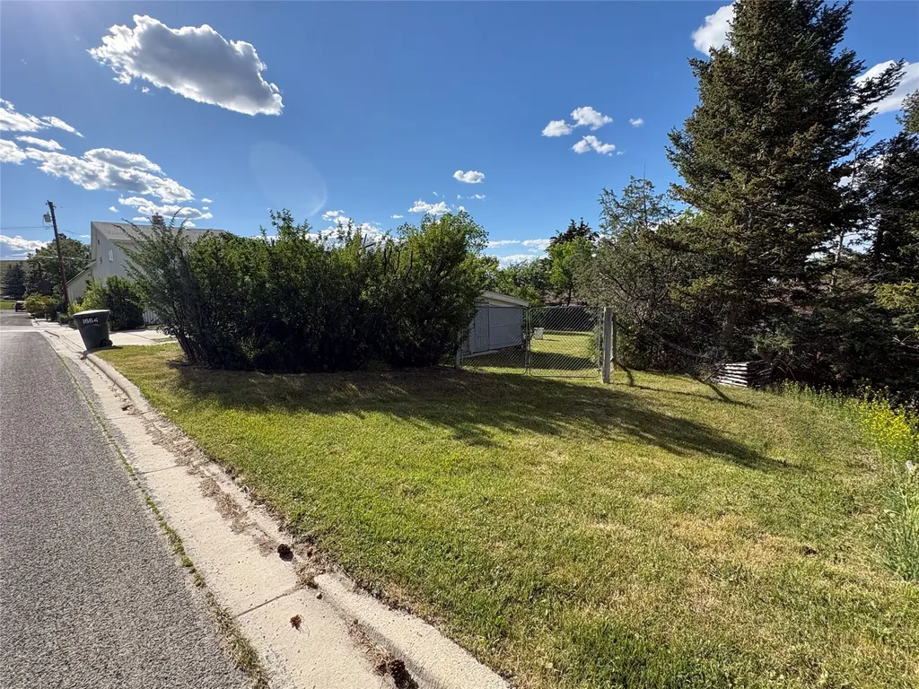 615 S Beattie Street Helena MT 59601