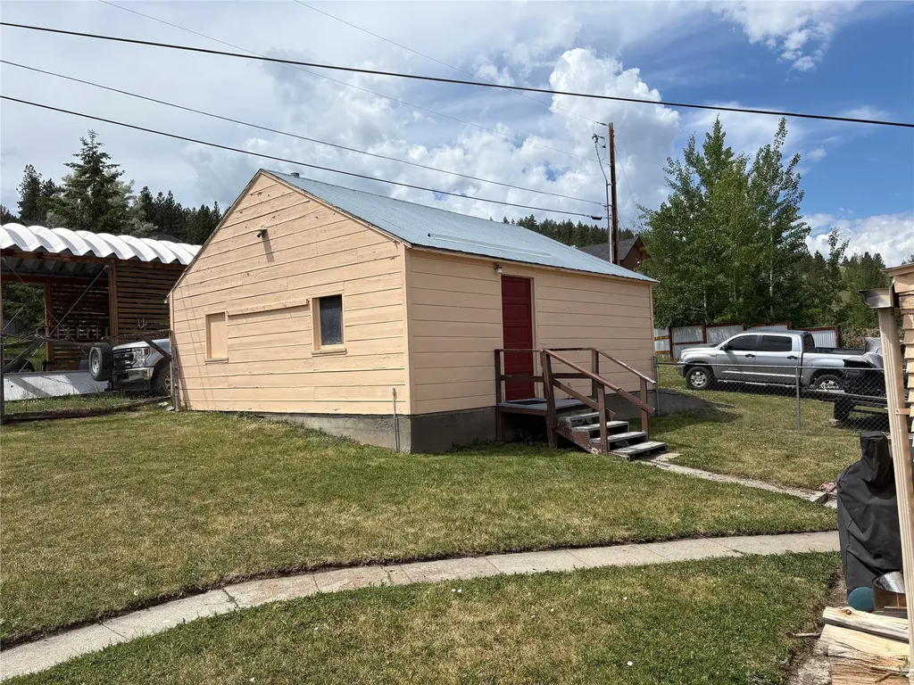 631 Rhode Island Street Helena MT 59601