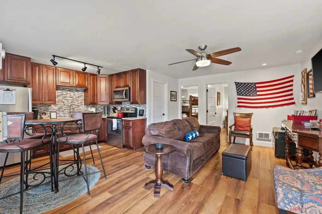 473 Osborn Avenue Bigfork MT 59911
