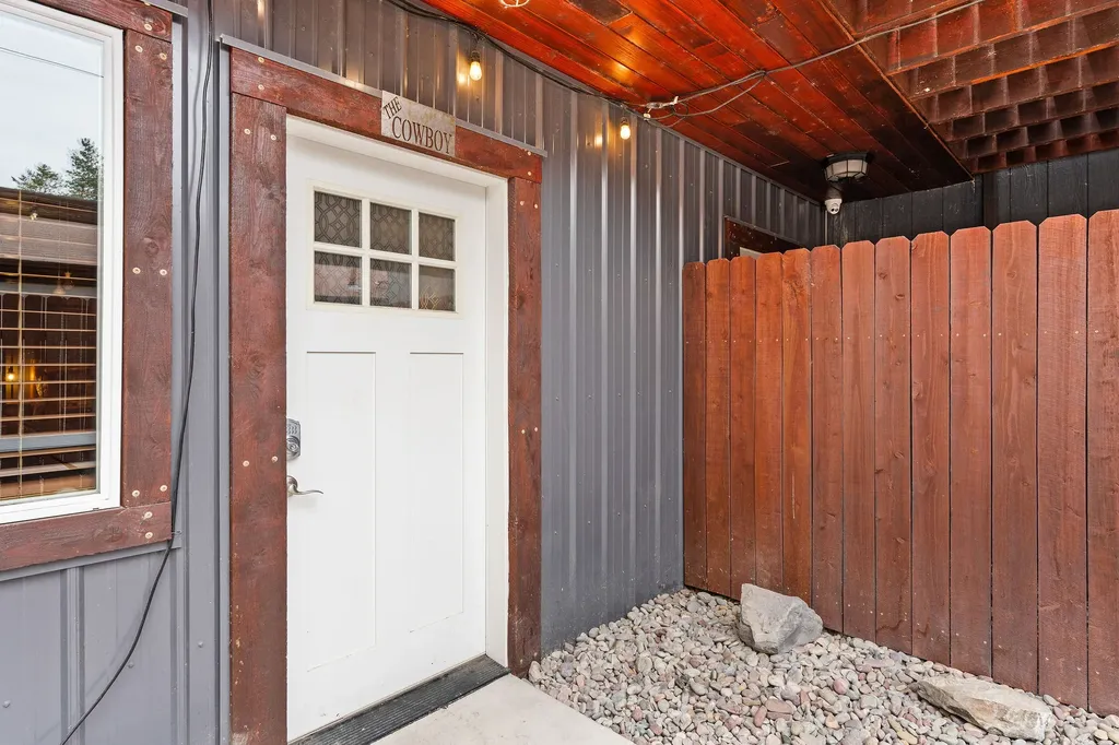 473 Osborn Avenue Bigfork MT 59911