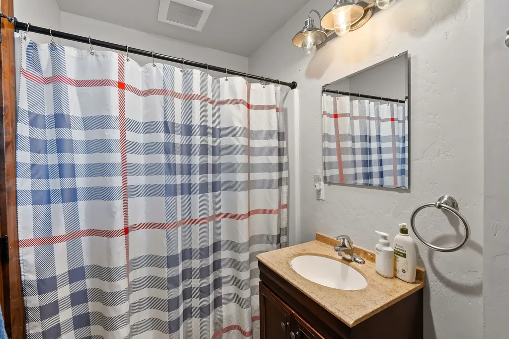 473 Osborn Avenue Bigfork MT 59911