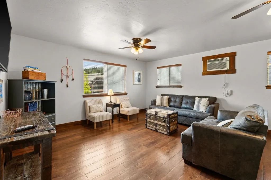 473 Osborn Avenue Bigfork MT 59911
