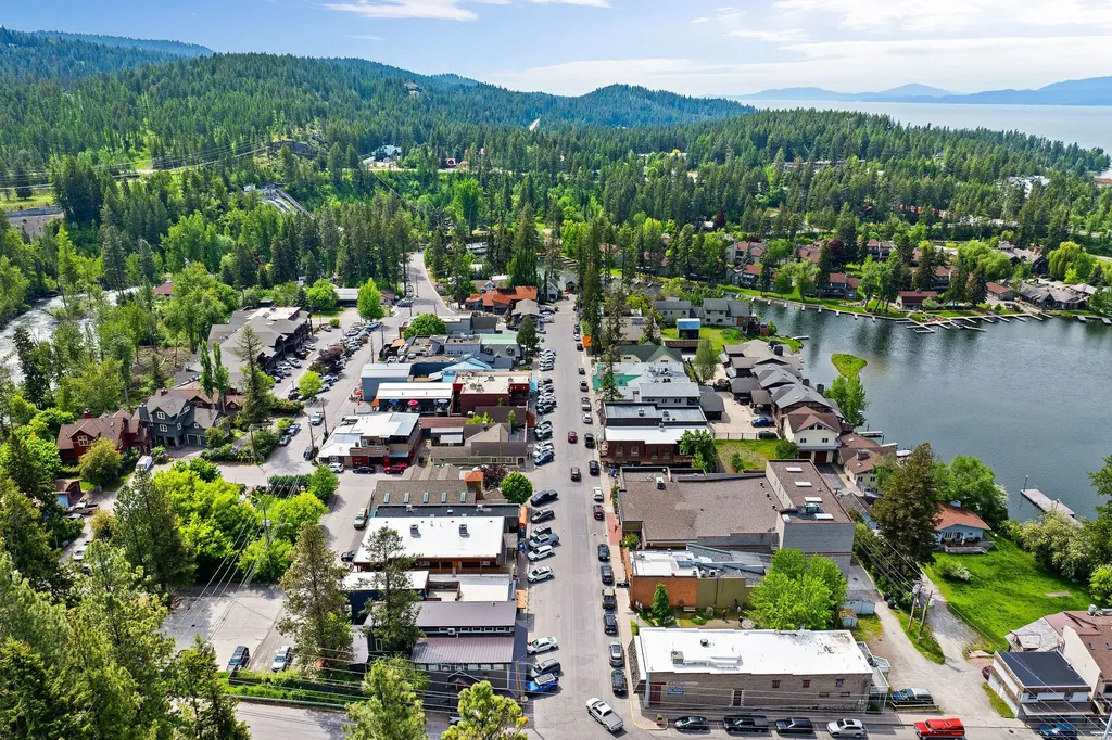 473 Osborn Avenue Bigfork MT 59911