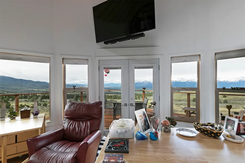 2879 Soft Rock Road Corvallis MT 59828